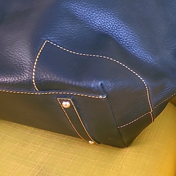 DOONEY AND BOURKE OVERNIGHT BAG - Picture 4 of 10